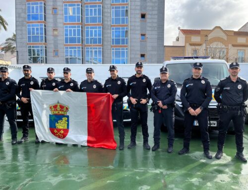 Un nuevo destacamento de Policía Local Don Benito parte hacia Valencia para ayudar en organización de tráfico y seguridad