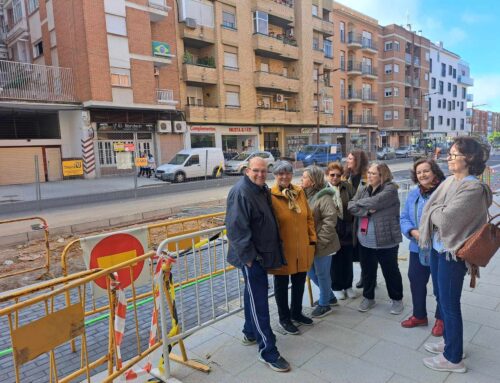 Una comunidad de vecinos de Don Benito prefiere no disponer de contenedores antes que los sitúen delante de su edificio